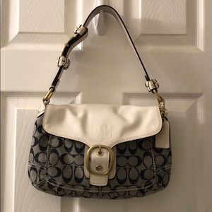 Coach hobo/shoulder bag signature collection